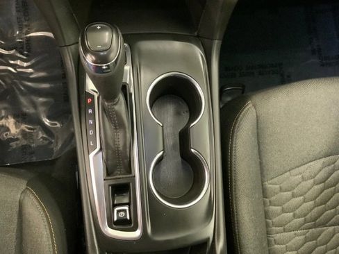 Used 2021 Chevrolet Equinox LT w/ Driver Convenience Package image 15