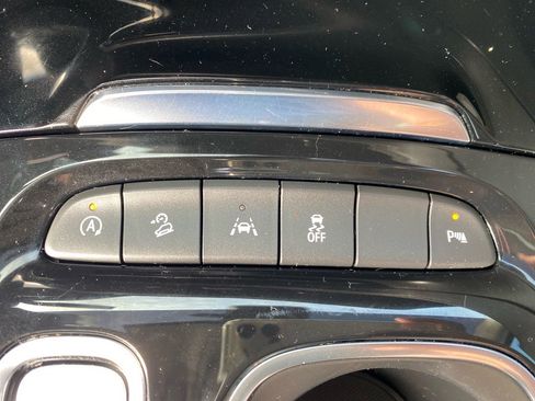 Used 2023 Buick Envision Preferred image 13