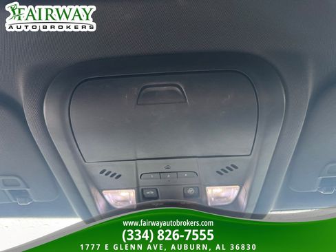 Used 2019 Chevrolet Blazer Premier w/ Sun and Wheels Package image 23