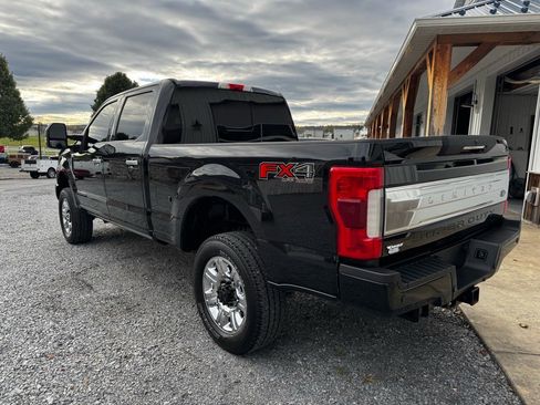 Used 2018 Ford F250 Limited image 7