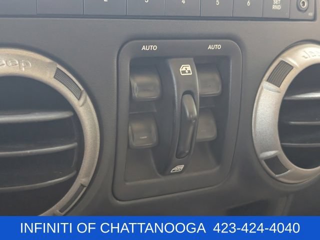 Used 2012 Jeep Wrangler Unlimited Sport AWD/4WD image 14
