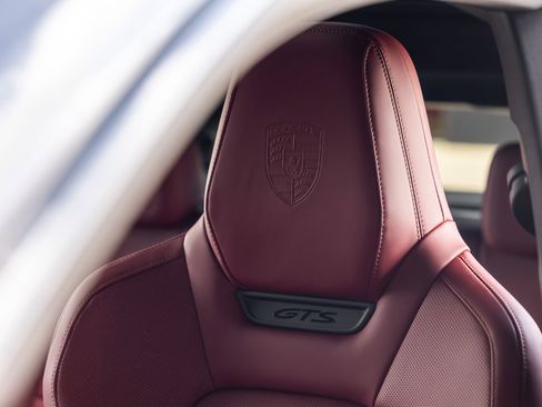 New 2026 Porsche Macan GTS Electric AWD/4WD image 29