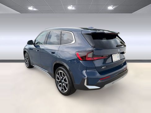 Used 2026 BMW X1 xDrive28i AWD/4WD image 3