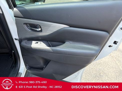 Used 2018 Nissan Murano SL w/ Midnight Edition Package image 34