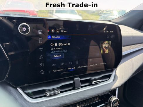 Used 2025 Chevrolet Equinox LT FWD image 17