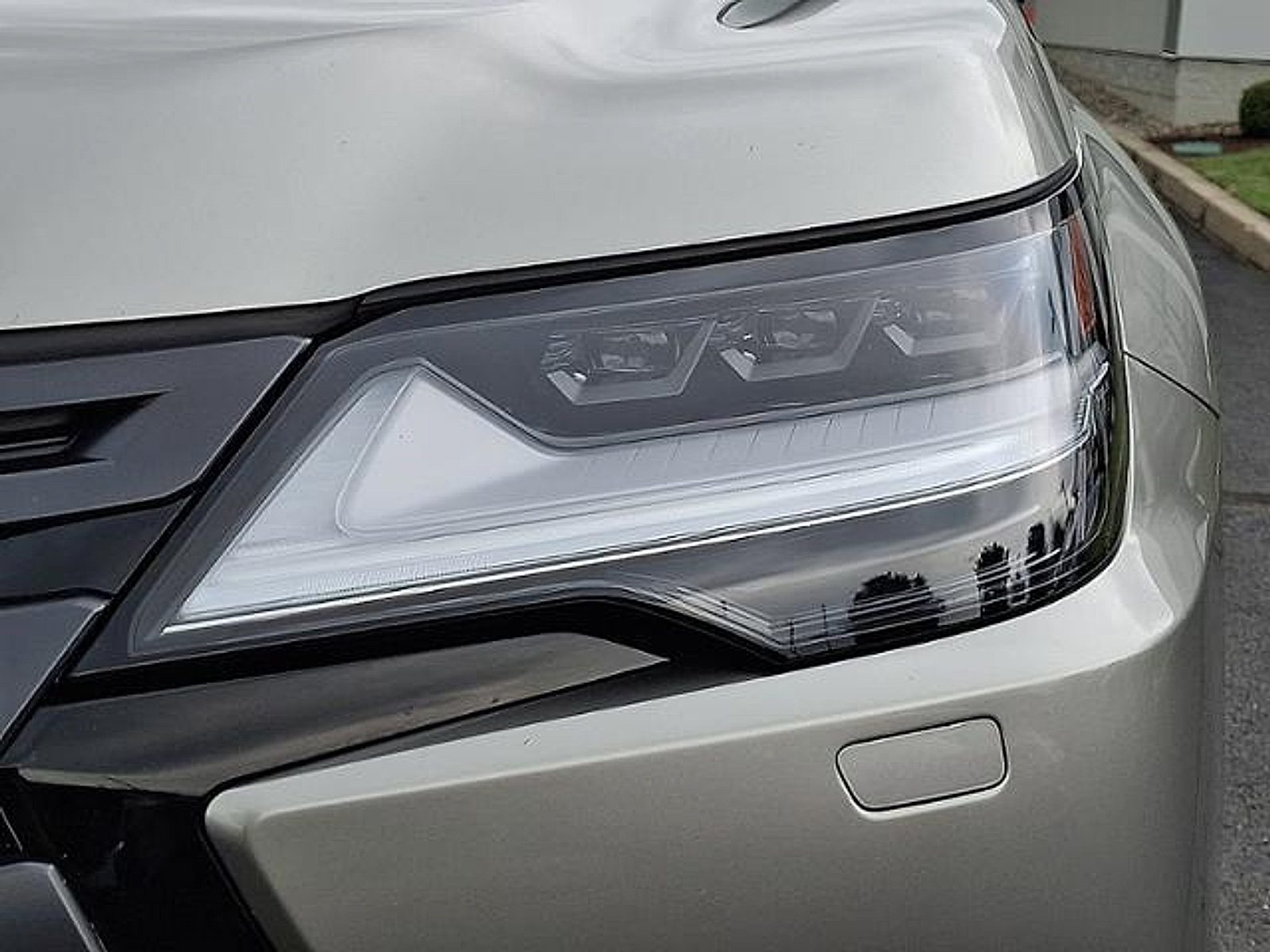 Used 2024 Lexus LX 600 4WD w/ Appearance Package image 31