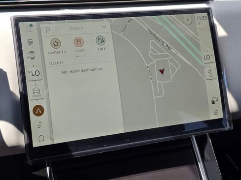 New 2026 Land Rover Range Rover Velar Dynamic SE image 16