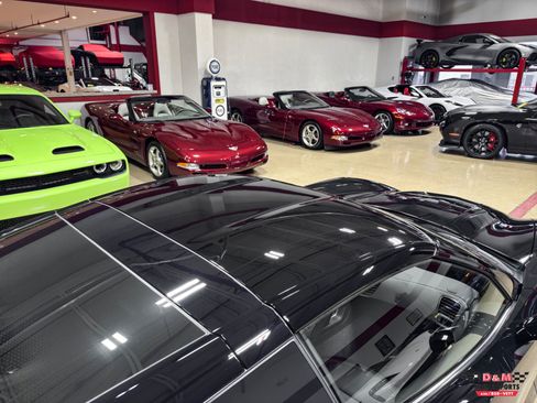 Used 2017 Chevrolet Corvette Stingray Coupe image 49