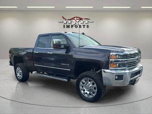Used 2015 Chevrolet Silverado 2500 LTZ w/ LTZ Plus Package AWD/4WD image 7