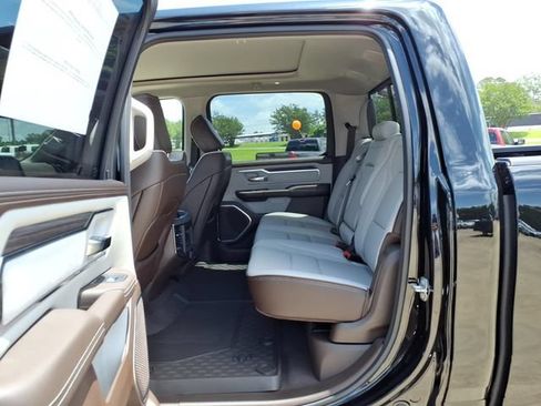New 2026 RAM 1500 Laramie AWD/4WD image 16