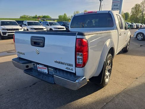 Used 2012 Suzuki Equator Sport AWD/4WD image 9