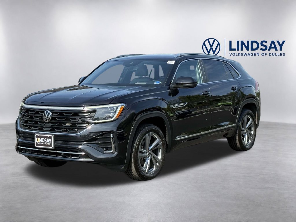 Used 2024 Volkswagen Atlas Cross Sport SEL R-Line AWD/4WD image 3