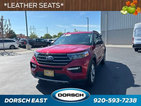 Certified 2022 Ford Explorer XLT w/ Equipment Group 202A AWD/4WD image 1