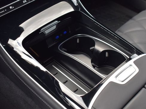 Used 2024 Mercedes-Benz S 500 4MATIC image 32