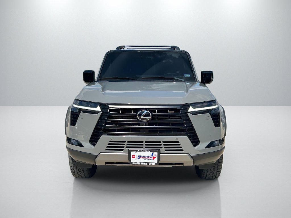 Used 2025 Lexus GX 550 AWD/4WD image 2