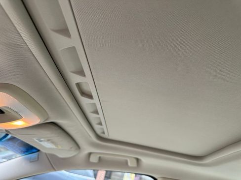 Used 2011 Volvo S80 3.2 w/ Climate Pkg image 21