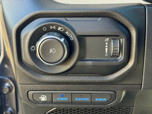 Certified 2025 Jeep Wrangler Unlimited Sport S 4xe image 29