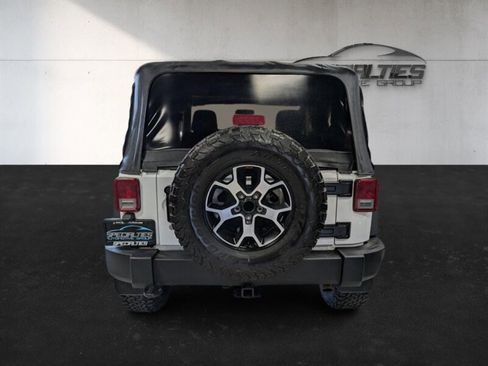 Used 2016 Jeep Wrangler Sport image 9