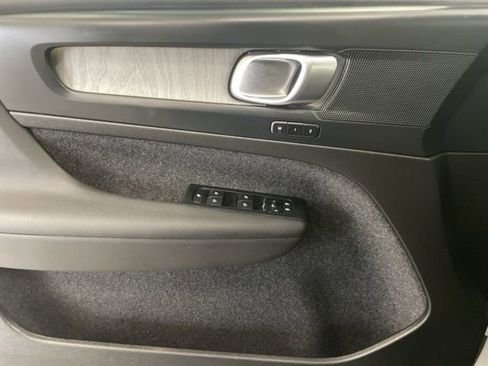 Used 2026 Volvo XC40 B5 Plus w/ Protection Package Premier image 23