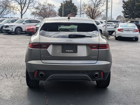 Used 2020 Jaguar E-PACE SE image 6
