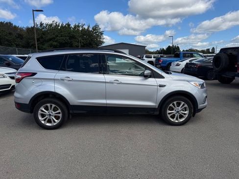 Used 2018 Ford Escape SE AWD/4WD image 15