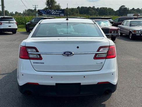 Used 2018 Ford Taurus Police Interceptor AWD image 10
