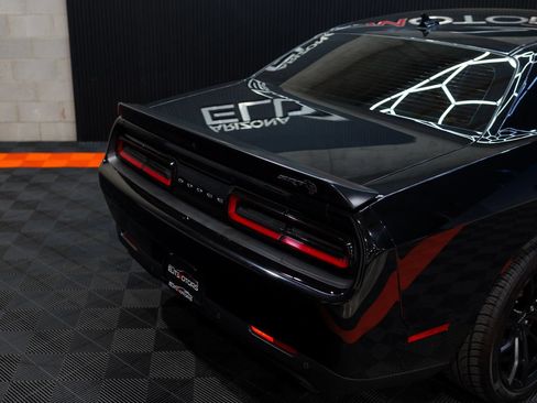 Used 2023 Dodge Challenger SRT Hellcat w/ Driver Convenience Group RWD image 40