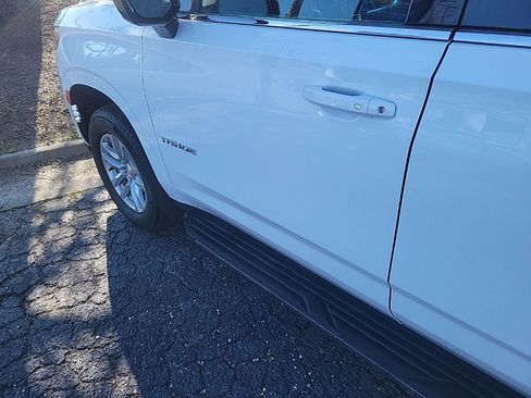 Used 2023 Chevrolet Tahoe LT AWD/4WD image 18