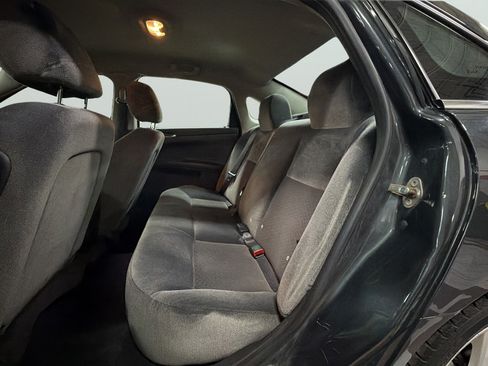 Used 2016 Chevrolet Impala LT FWD image 25