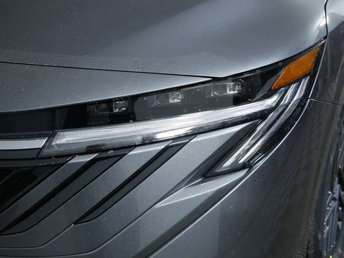 New 2026 Nissan Sentra SV w/ SV Convenience Package image 21