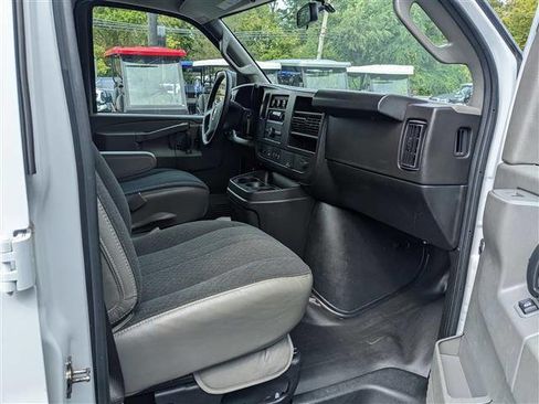 Used 2023 Chevrolet Express 2500 w/ Driver Convenience Package image 16