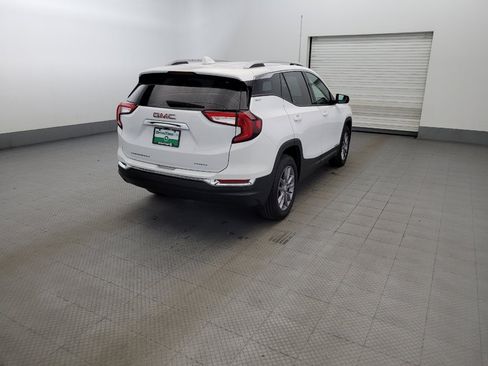 Used 2023 GMC Terrain SLT w/ Tech Package AWD/4WD image 9