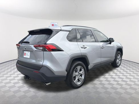 Certified 2022 Toyota RAV4 XLE w/ Convenience Package AWD/4WD image 18