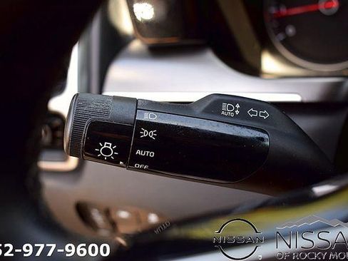 Used 2021 Kia Sorento S w/ Panoramic Sunroof Package AWD/4WD image 25