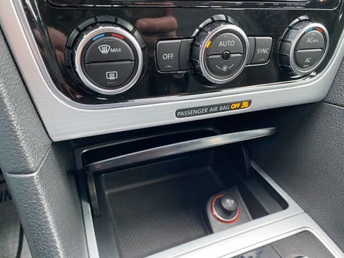 Used 2012 Volkswagen Passat TDI SE image 16