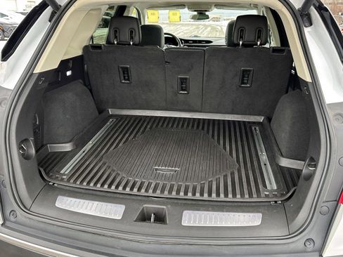 Used 2019 Cadillac XT5 Luxury image 9