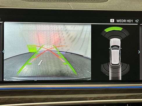 Used 2022 BMW X5 xDrive45e image 17