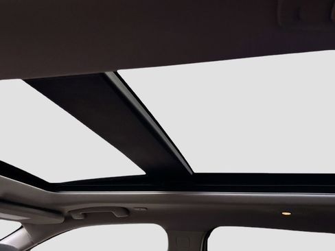 Used 2023 Nissan Rogue Platinum image 23