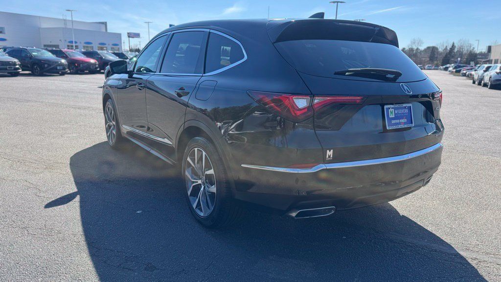 Used 2023 Acura MDX w/ Technology Package AWD/4WD image 5