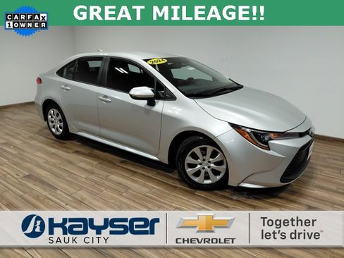 Used 2024 Toyota Corolla LE image 1