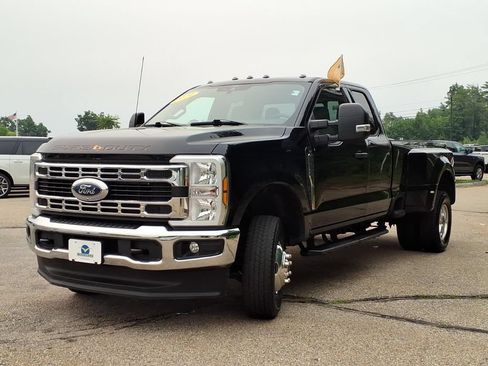 Certified 2024 Ford F350 XLT w/ 360-Degree Camera Package AWD/4WD image 7