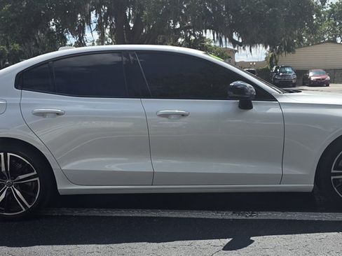 Used 2019 Volvo S60 T6 R-Design AWD/4WD image 9