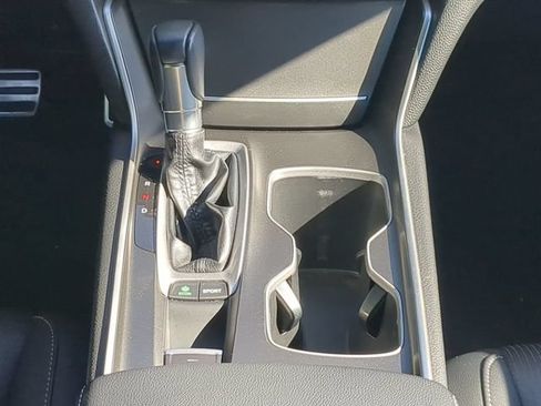 Used 2019 Honda Accord Sport image 17
