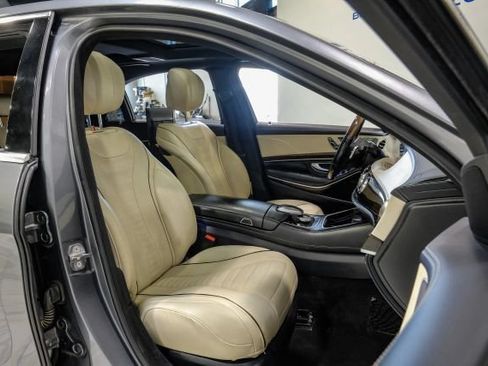 Used 2019 Mercedes-Benz S 560 4MATIC Sedan image 47