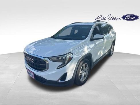 Used 2020 GMC Terrain SLE w/ Driver Convenience Package image 1