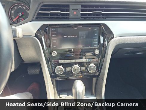 Used 2020 Volkswagen Passat 2.0T SE image 16