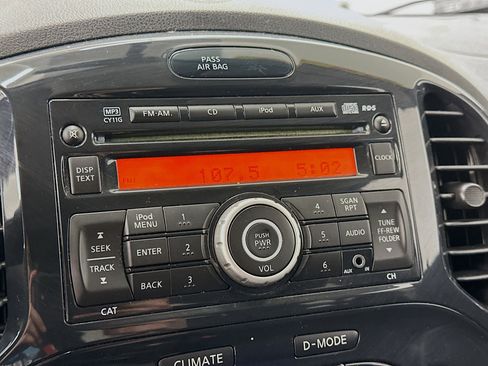 Used 2011 Nissan Juke SV AWD/4WD image 21