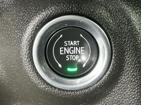 Used 2023 Chevrolet Silverado 3500 High Country image 24