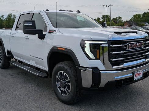 New 2026 GMC Sierra 2500 SLE w/ SLE Value Package; AWD/4WD image 3
