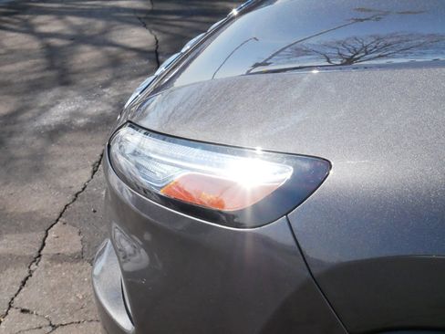 Used 2018 Jeep Cherokee Limited image 15